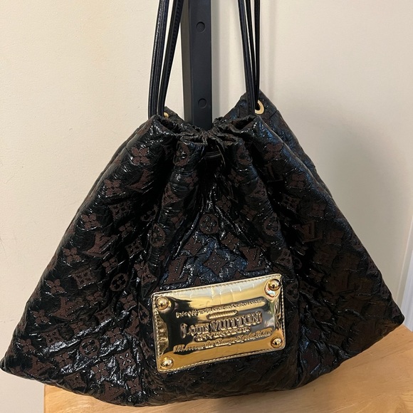 Louis Vuitton Monogram Squishy Drawstring - Picture 1 of 15